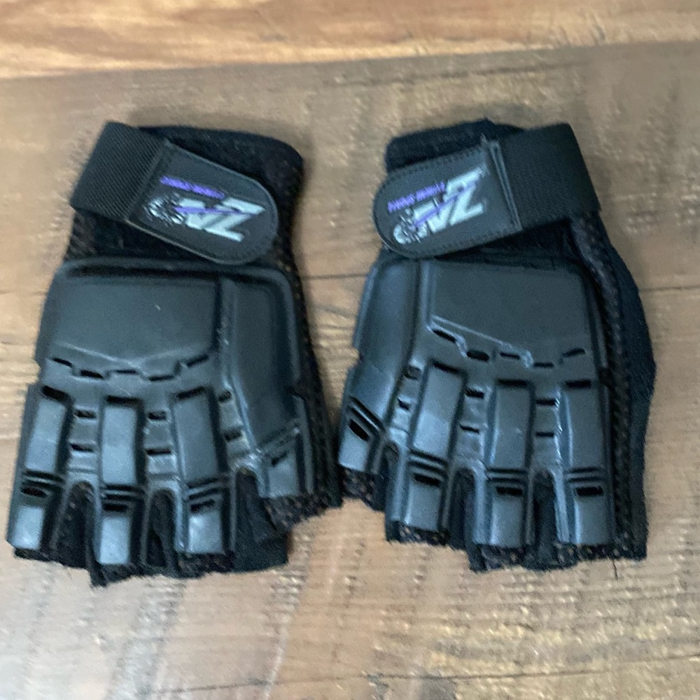 Zap extreme sportz Black Fingerless Tactical Gloves